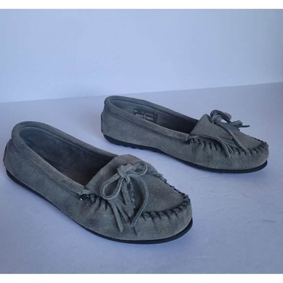 Minnetonka Kilty Hardsole Moccasins Fringe Details Suede Shoes. Size 9 - Picture 1 of 8